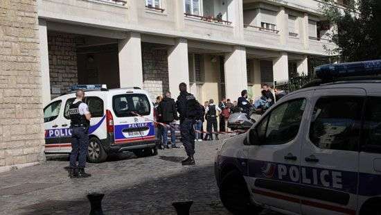 Французская полиция устроила АТО под Парижем