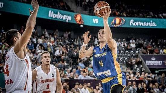 Румын оформил первый трипл-дабл на Евробаскете за 22 года