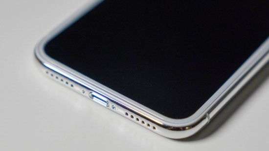 LG начнёт поставки OLED-дисплеев для iPhone в 2019 году