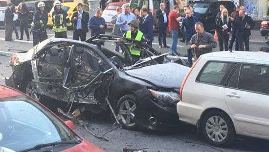 Взрыв авто в центре Киева: появились сведения о погибшем, новые ФОТО и ВИДЕО