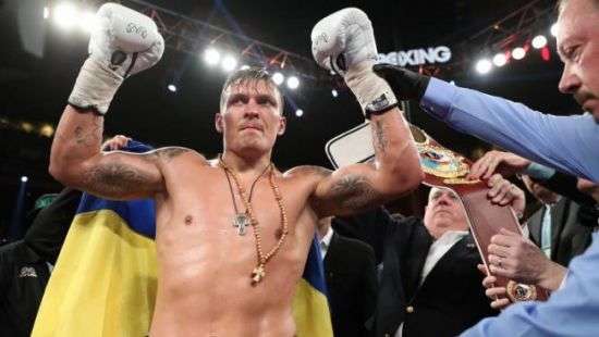 Усик одержал уверенную победу над Хуком