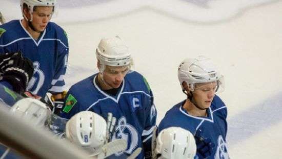 «Динамо» и «Белый Барс» одержали победы в матчах первого тура УХЛ