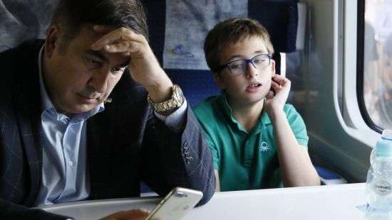 «Интерсити» с Саакашвили стоит на месте