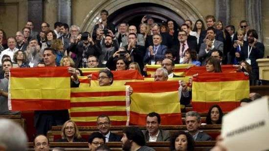 На лидеров идеи о независимости Каталонии открыли уголовное дело