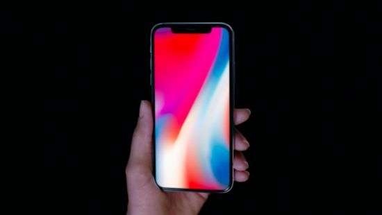 Apple презентовала iPhone X