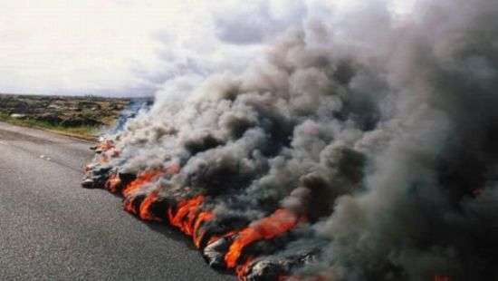 На Гавайях извергается самый активный из вулканов в мире (ВИДЕО)