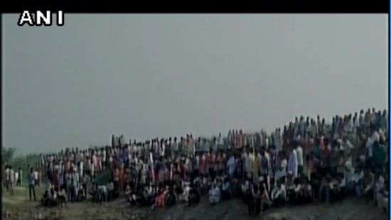 В Индии перевернулась лодка, погибли 19 человек