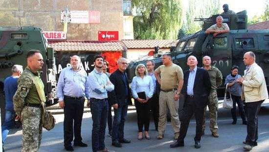 На Донбасс приехали французские сенаторы (ФОТО)