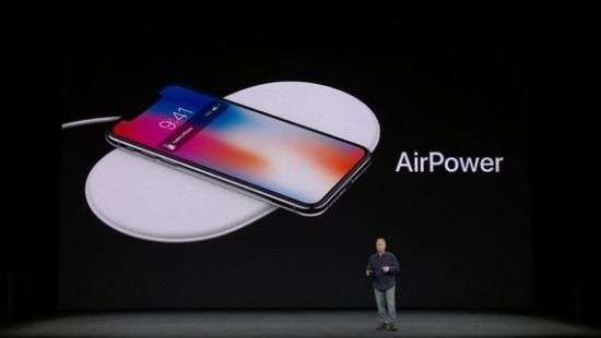Apple AirPower способно заряжать сразу три гаджета одновременно