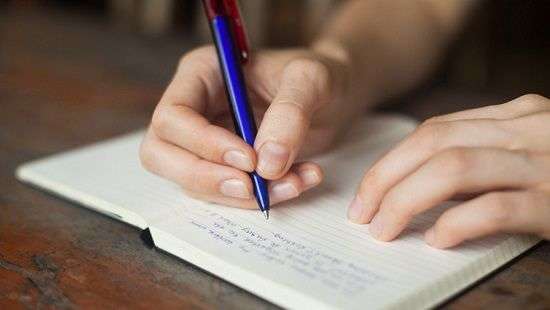 Как справиться с нервной работой, рассказали психологи