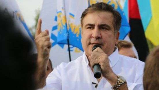 Саакашвили поведал о «складе налички» в здании АП