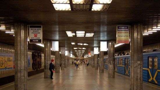 В Киеве переименуют метро «Петровка» и Московский мост