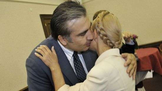 Саакашвили рассказал о своих связях с Тимошенко