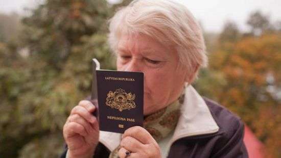 В Латвии запретили предоставлять гражданство детям неграждан