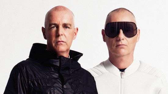 Музыканты Pet Shop Boys стали жертвами вооруженных трансвеститов