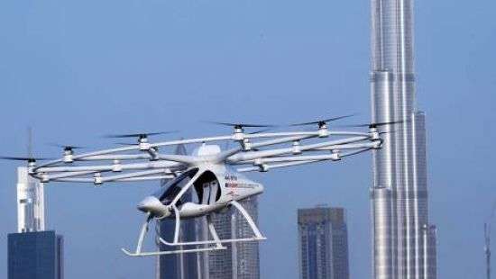 В ОАЭ испытали беспилотное летающее такси (видео)
