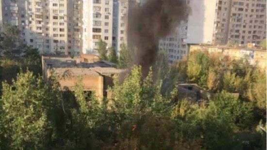 В недостроенном детсаду Киева произошел взрыв и пожар (ФОТО)