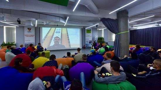 Блогеры Украины призвали инициировать импичмент Порошенко для защиты свободы слова