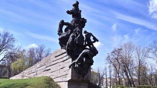 В ФРГ бывших эсэсовцев подозревают в расстрелах в Бабьем Яру