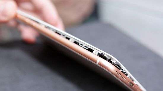 iPhone 8 Plus взорвался во время подзарядки