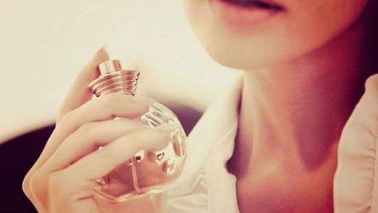 Специалисты назвали главные опасности парфюмов