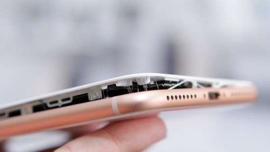 iPhone 8 Plus оказался проблемным