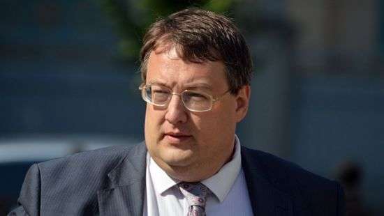 Нардеп Геращенко рассказал о конфликте между Порошенко и Аваковым (видео)