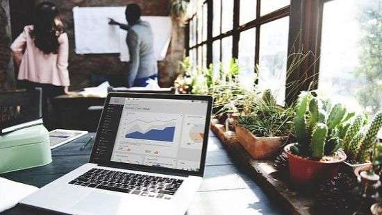 Стало известно, как легко улучшить здоровье офисных работников