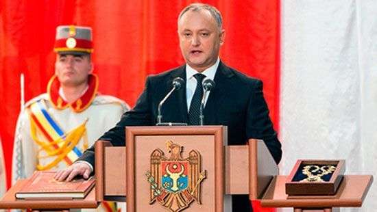 Президент Молдовы поведал о своем «божественном» мандате