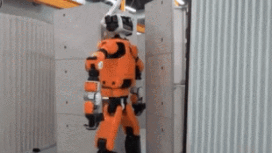 Honda показала гуманоидного робота-спасателя