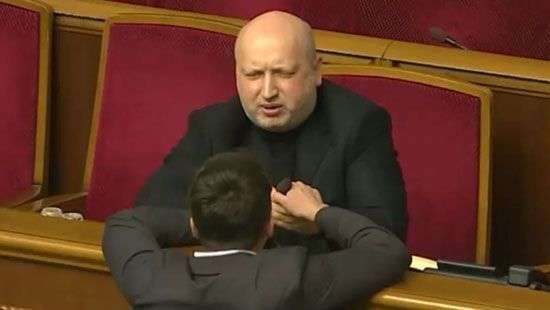 Савченко в Раде набросилась на Турчинова (ВИДЕО)