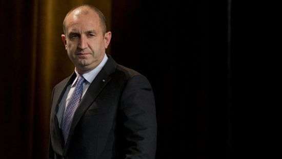 Президент Болгарии высказался за снятие санкций с России