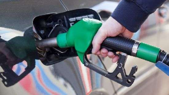 На украинских АЗС продолжили дорожать дизтопливо и автогаз