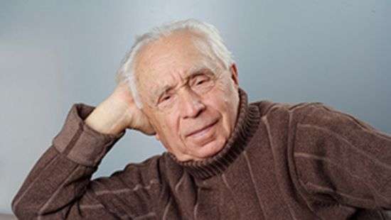 Скончался поэт Алексей Довгий