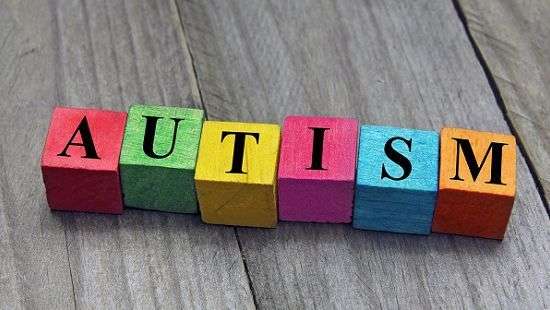 Как уменьшить риск развития аутизма у детей, выяснили ученые