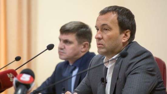Киев включил отопление в школах и больницах