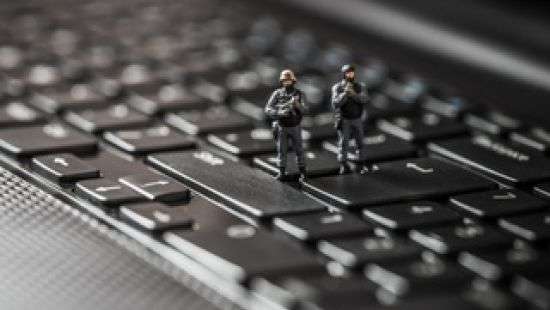 Польша создает войска кибернетической обороны
