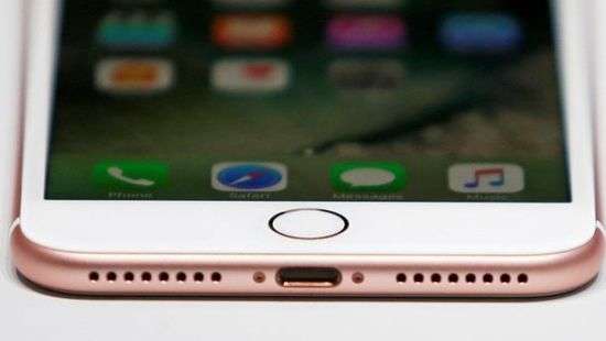 Назван самый продаваемый смартфон