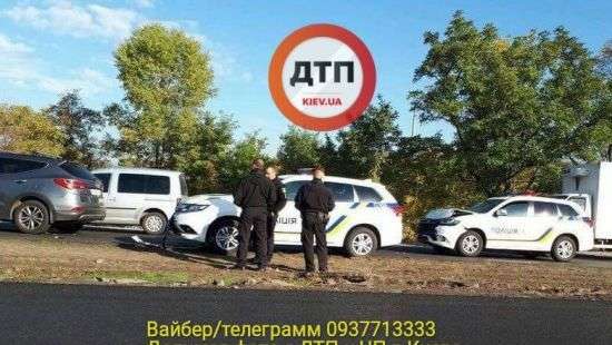 В Запорожье полиция разбила два новеньких Mitsubishi (ФОТО)
