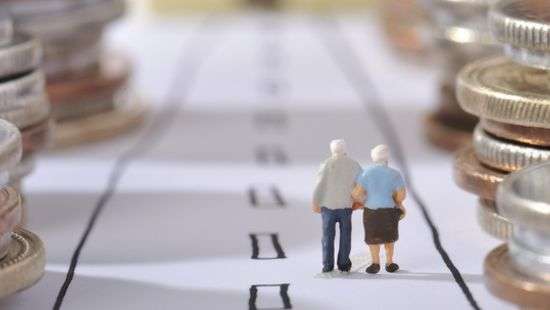 Кабмин сделал первый шаг к внедрению пенсионной накопительной системы