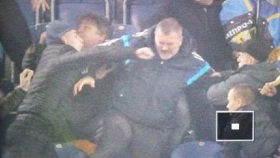 Нардепа Юрия Березу избили ультрас на стадионе в Днепре