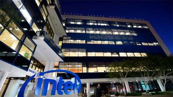 Intel создала первый 17-кубитный квантовый процессор