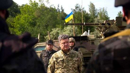 Порошенко пообещал отрубывать руки за воровство