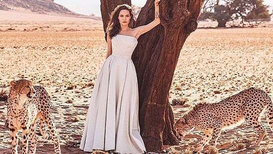 Анджелина Джоли снялась в новой фотосессии на фоне африканских пейзажей среди диких животных (ФОТО, ВИДЕО)