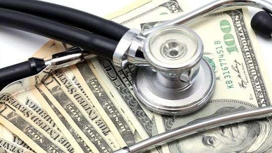 Как деньги влияют на продолжительность жизни, выяснили ученые