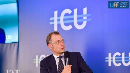 Продажа земли может принести Украине 10-15 млрд долларов, - Пасенюк