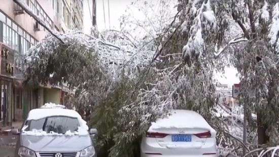 На Китай раньше срока обрушился снегопад (ВИДЕО)