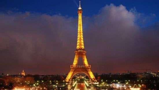 Эйфелеву башню пришлось закрыть из-за забастовки