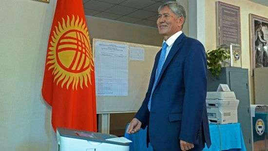 В Кыргызстане выбирают президента: явного фаворита нет