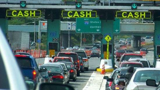 В США запретили слишком медленно ездить